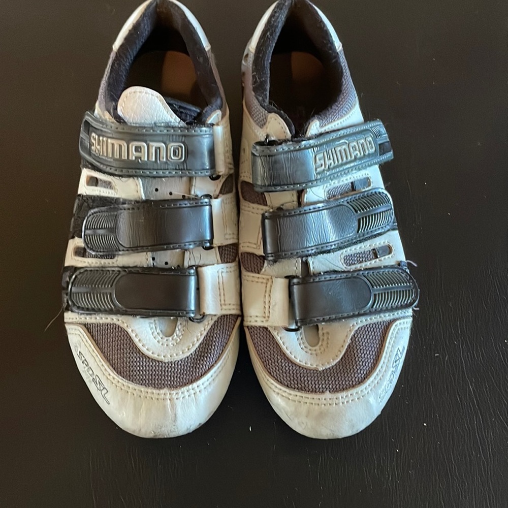 Shimano biking shoes with Shimano clip-ins